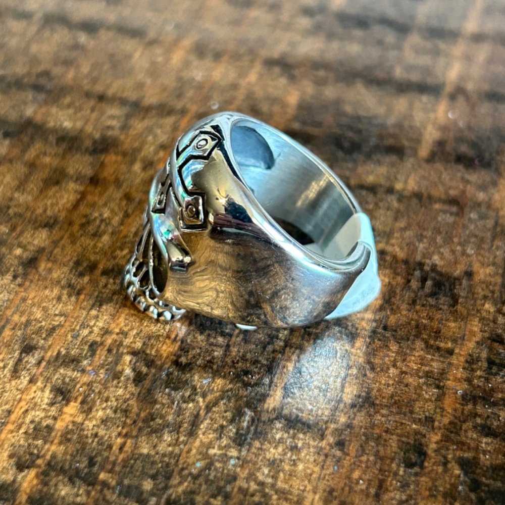 Men's Skull Ring Size 10 - Picture 2 of 3